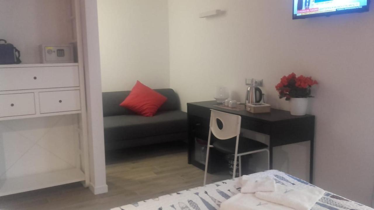 Travel House